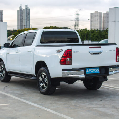 toyota-hylux-2.8-sr-cd-4x4-tdi-branco-2019-2020 (6)